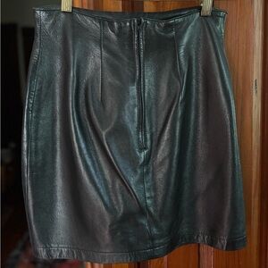 Michael Hoban black leather mini skirt (size small)